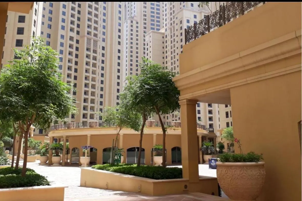 Jumeirah Beach Residence View Premium Hostel Dubaï