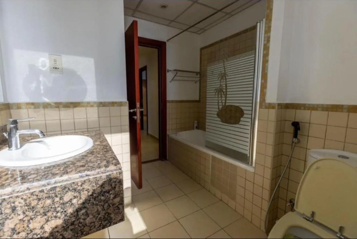Jumeirah Beach Residence View Premium Hostel Dubai
